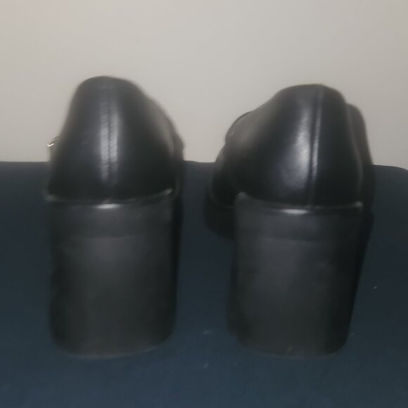 A pair of black Call It Spring Monroe Mary Jane pumps with a foot B.E.D size 8 - Picture 7 of 8